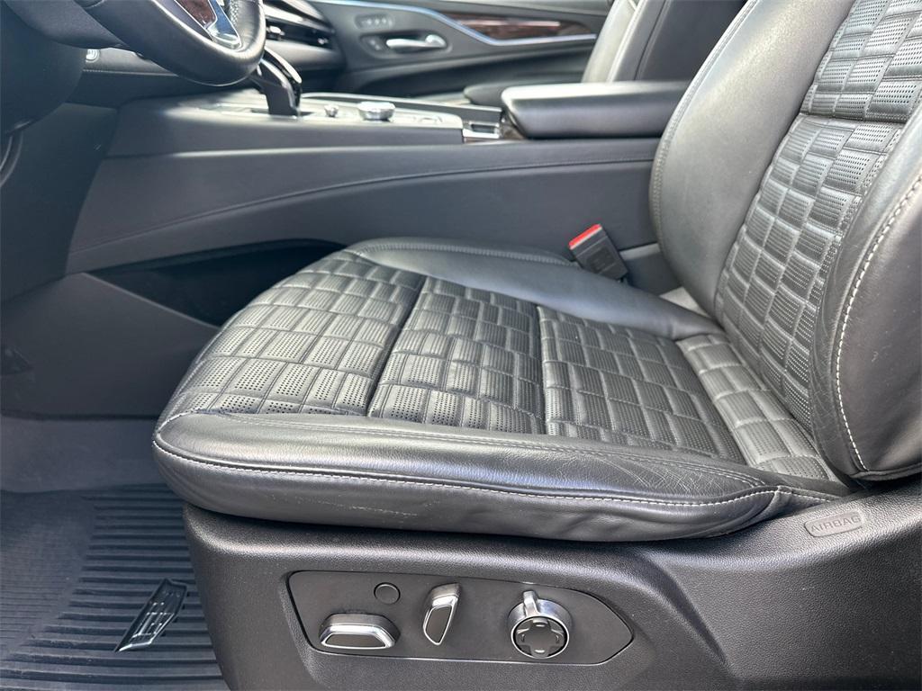 used 2022 Cadillac Escalade car, priced at $65,723