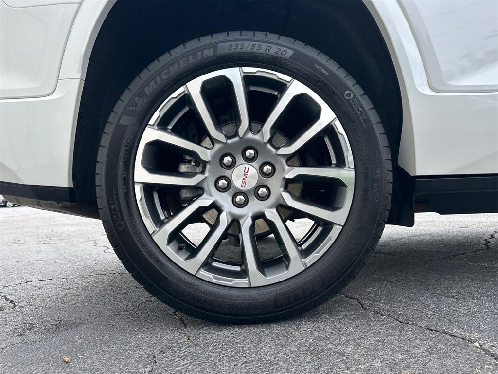 used 2022 GMC Acadia car, priced at $34,462