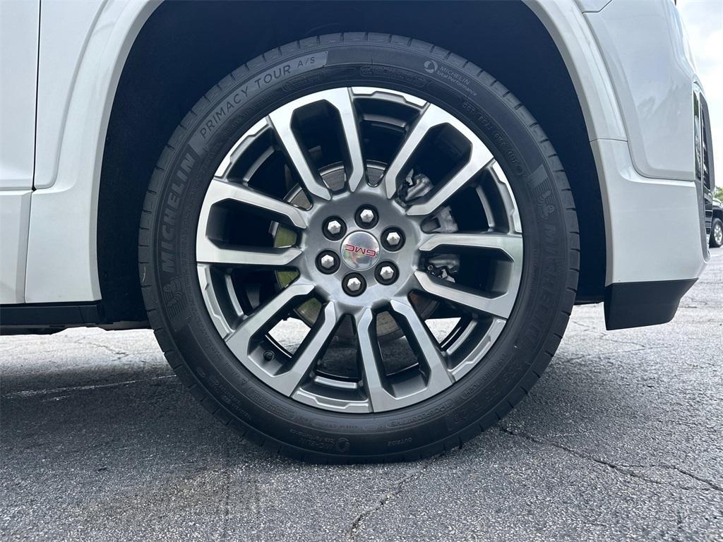 used 2022 GMC Acadia car, priced at $34,462