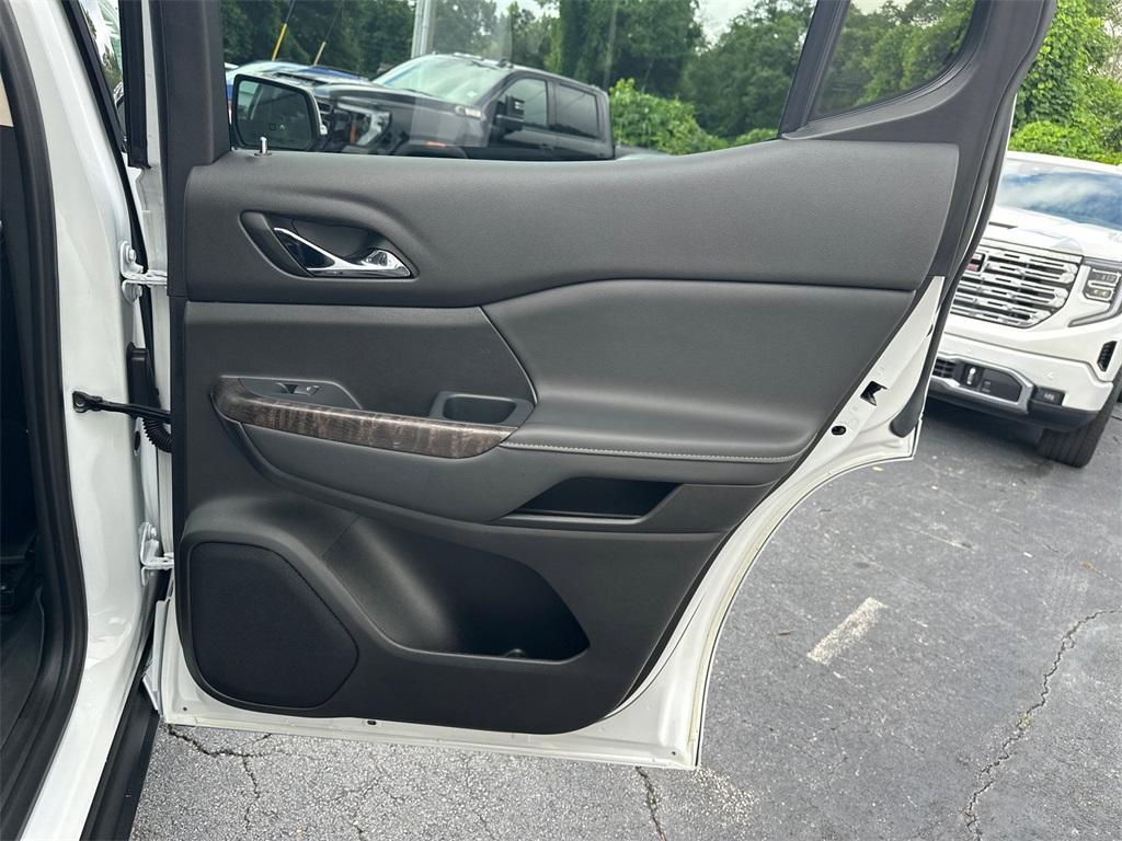 used 2022 GMC Acadia car, priced at $34,462