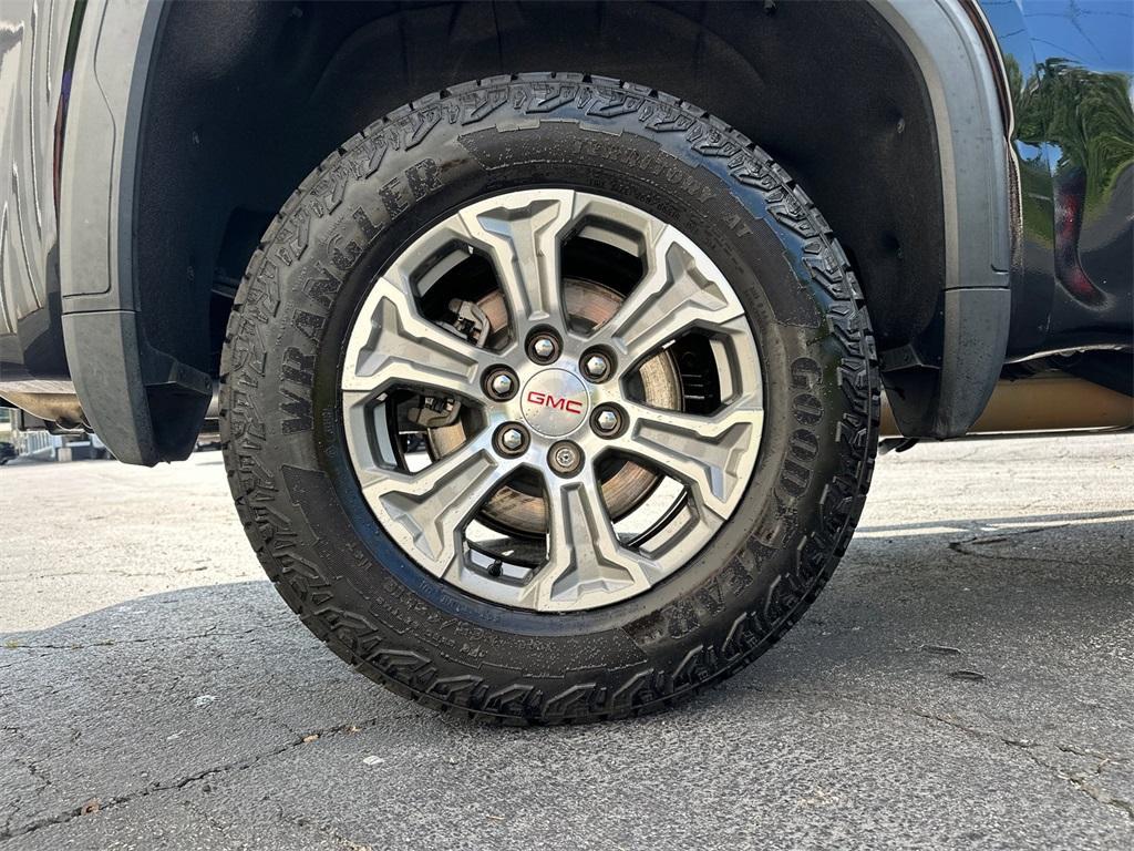 used 2021 GMC Sierra 1500 car, priced at $28,727