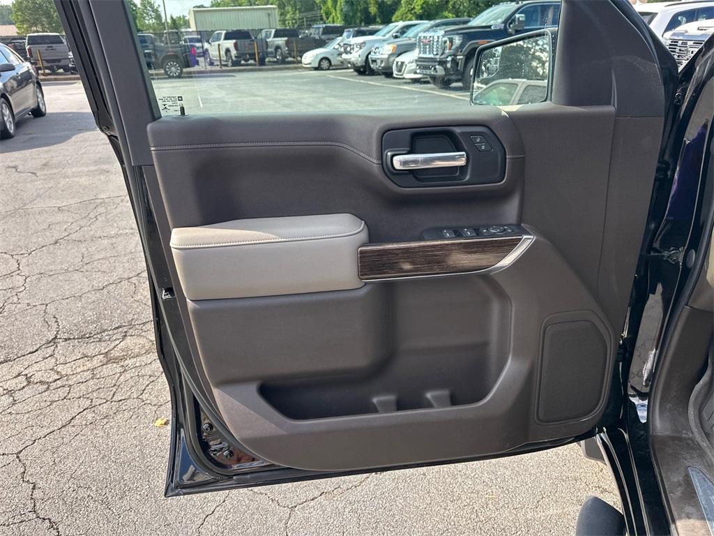 used 2021 GMC Sierra 1500 car, priced at $28,727