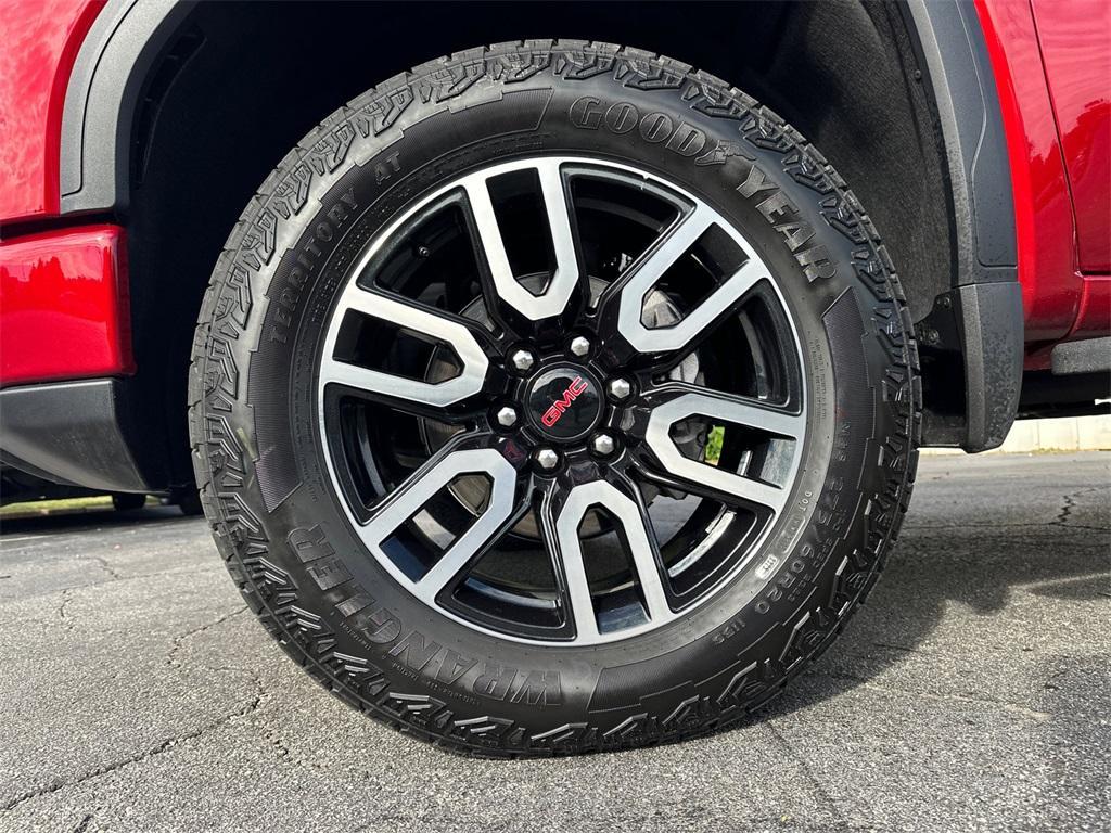 used 2025 GMC Sierra 1500 car, priced at $59,842