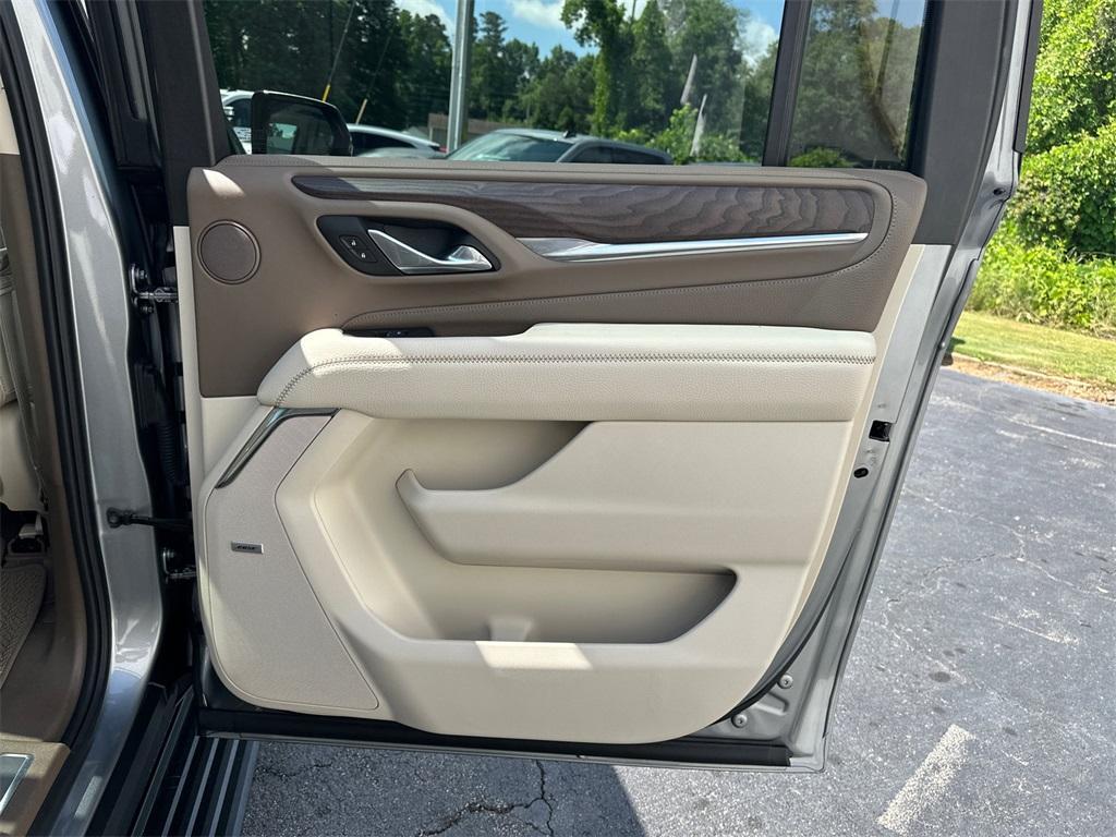 used 2024 GMC Yukon XL car, priced at $75,452