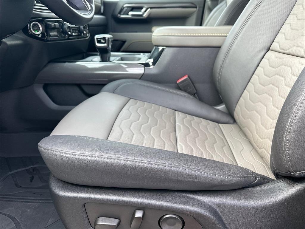 used 2022 Chevrolet Silverado 1500 car, priced at $54,214