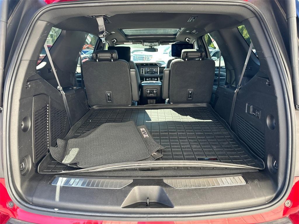 used 2021 GMC Yukon car, priced at $49,992