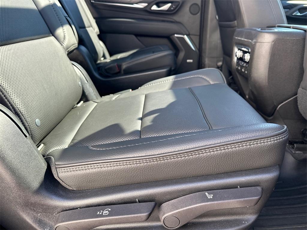used 2021 GMC Yukon car, priced at $49,992