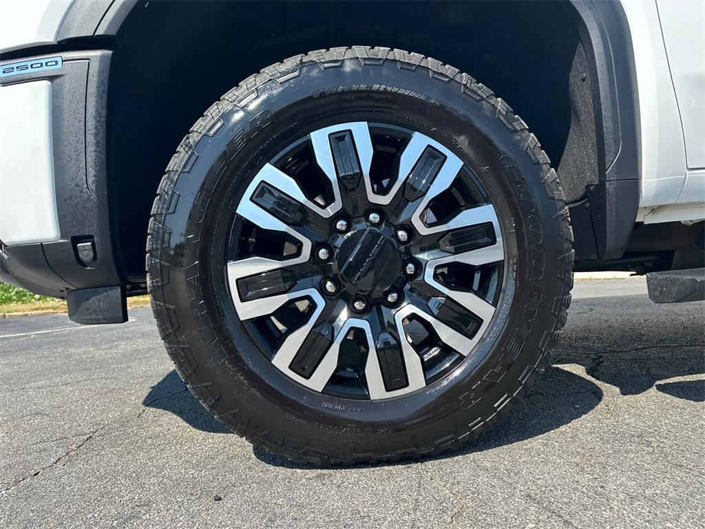 used 2025 GMC Sierra 2500 car, priced at $85,236