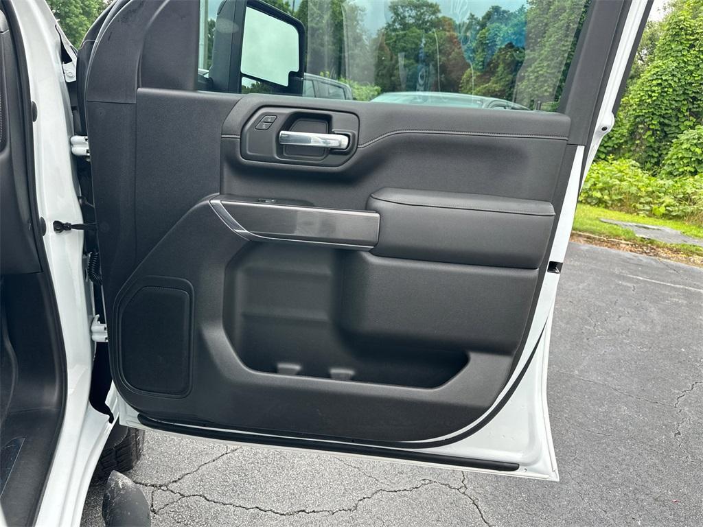 used 2022 GMC Sierra 2500 car, priced at $47,325