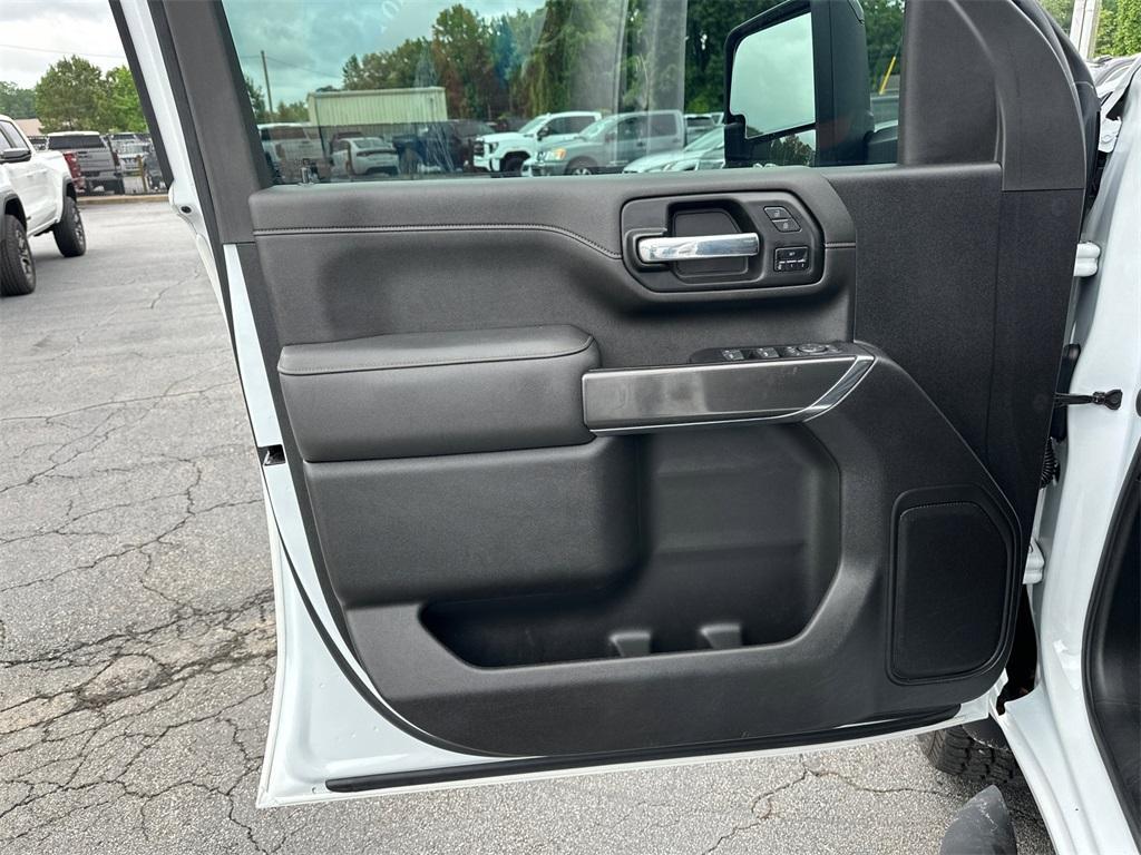 used 2022 GMC Sierra 2500 car, priced at $47,325