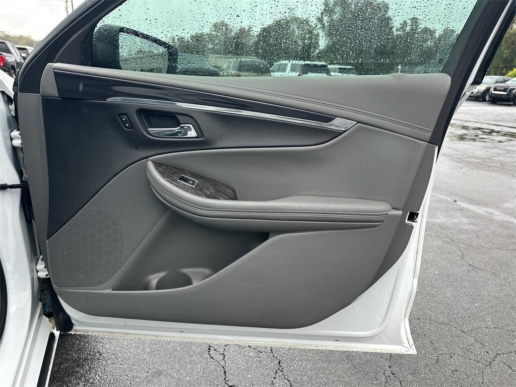 used 2015 Chevrolet Impala car, priced at $9,624