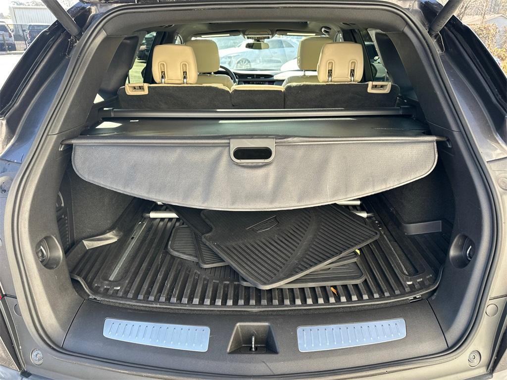 used 2017 Cadillac XT5 car, priced at $19,847