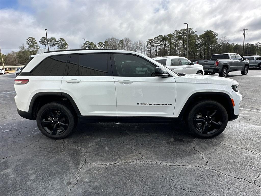 used 2023 Jeep Grand Cherokee car, priced at $29,324