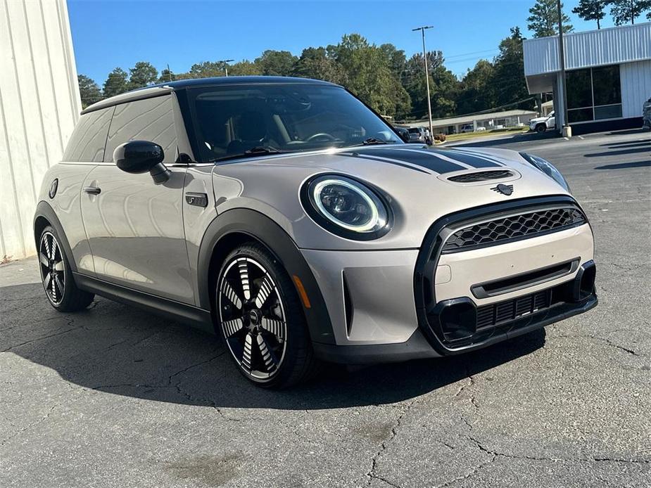 used 2022 MINI Hardtop car, priced at $22,686