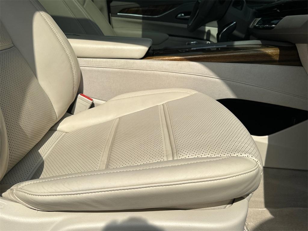used 2021 Cadillac Escalade car, priced at $62,994