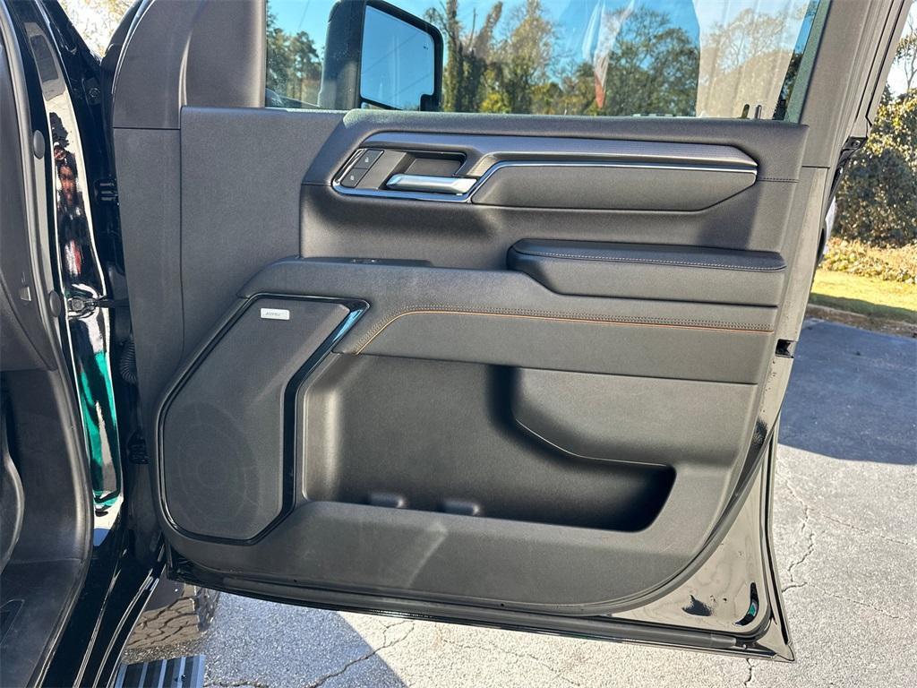 used 2024 GMC Sierra 2500 car, priced at $69,232