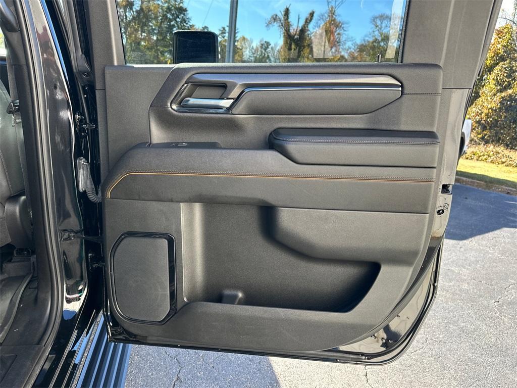 used 2024 GMC Sierra 2500 car, priced at $69,232