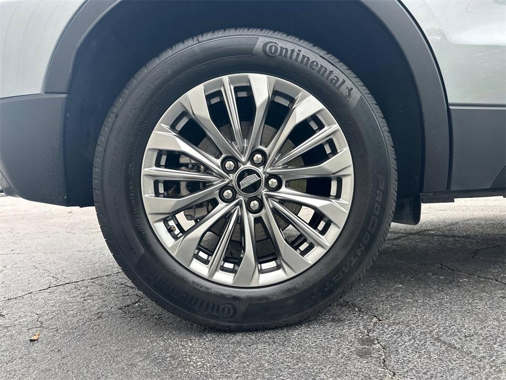 used 2024 Cadillac XT4 car, priced at $30,852