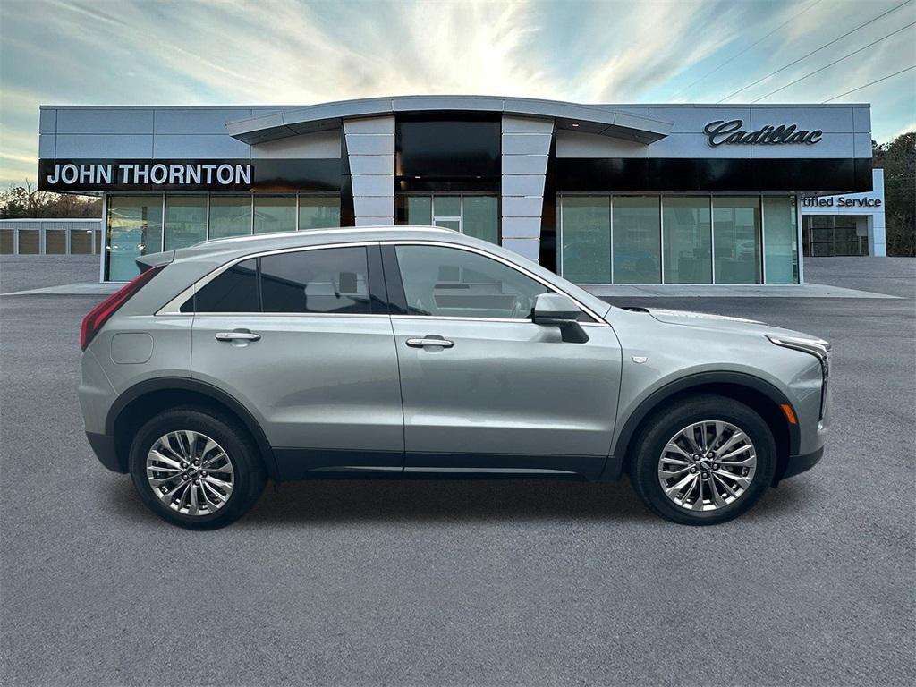 used 2024 Cadillac XT4 car, priced at $30,852