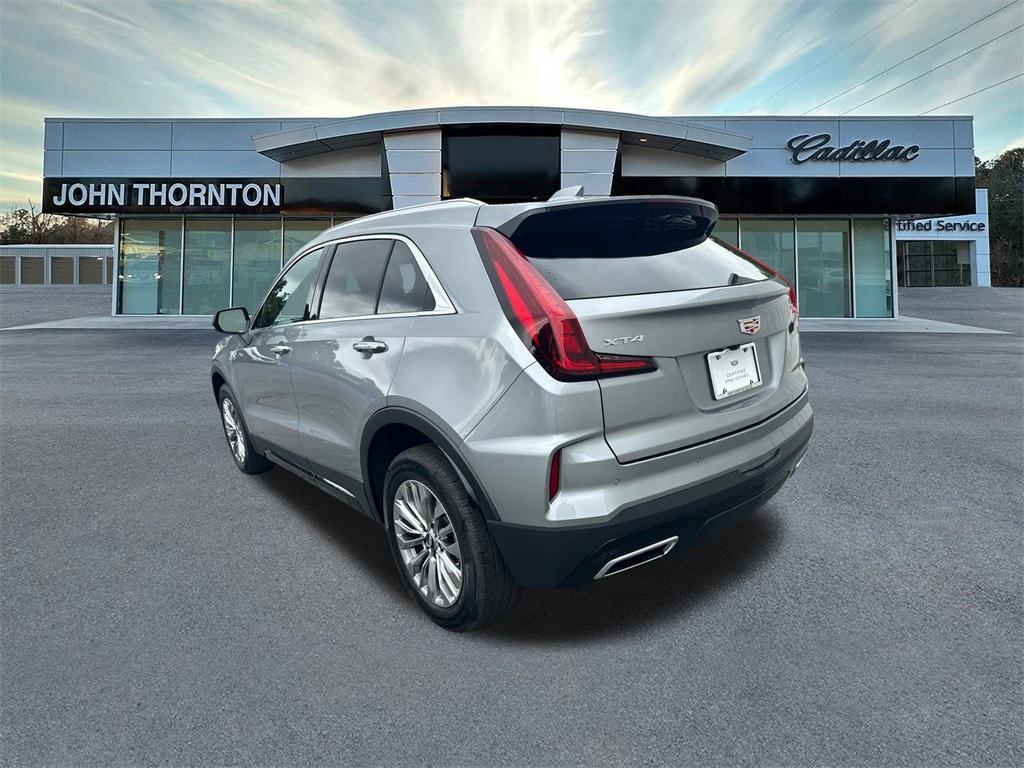 used 2024 Cadillac XT4 car, priced at $30,852