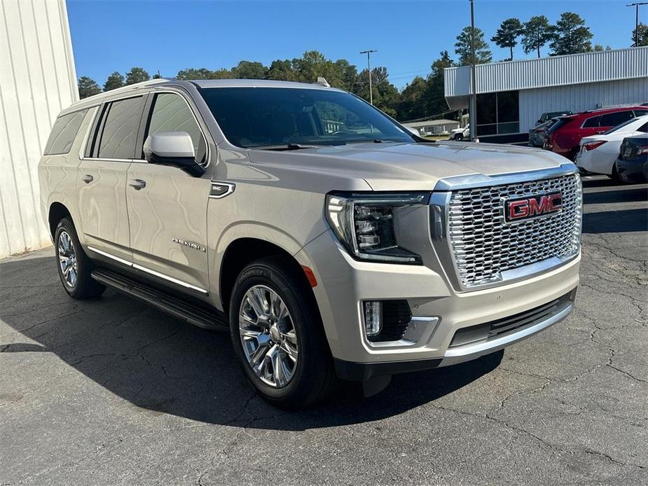 used 2021 GMC Yukon XL car, priced at $53,881