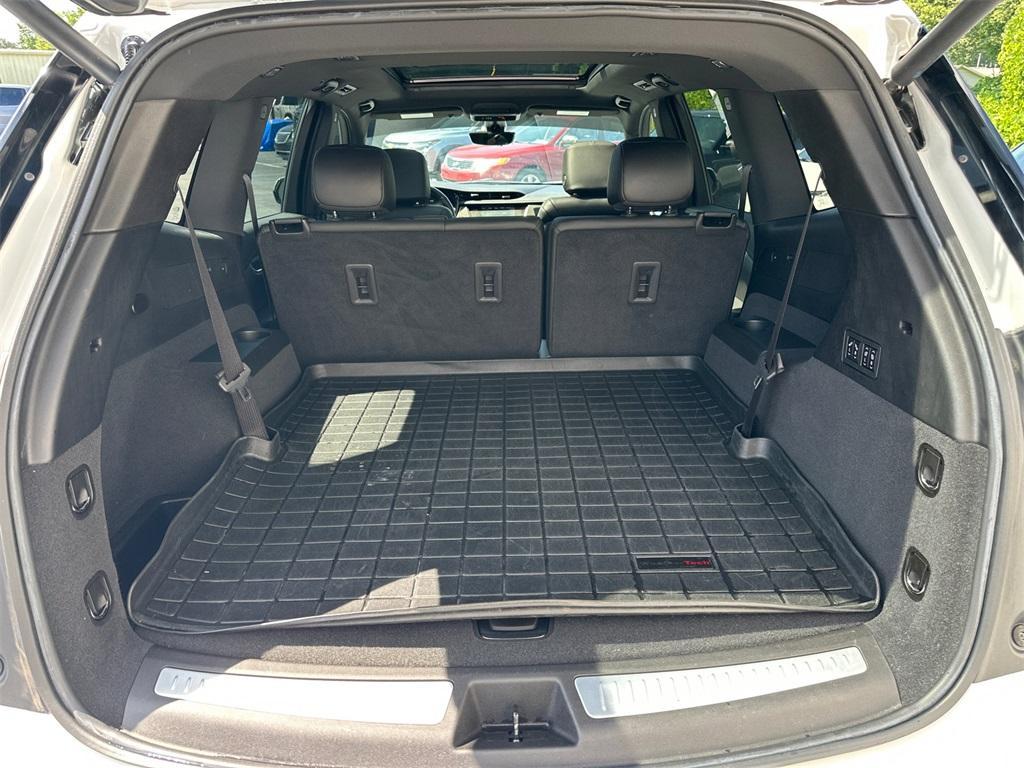 used 2022 Cadillac XT6 car, priced at $32,468