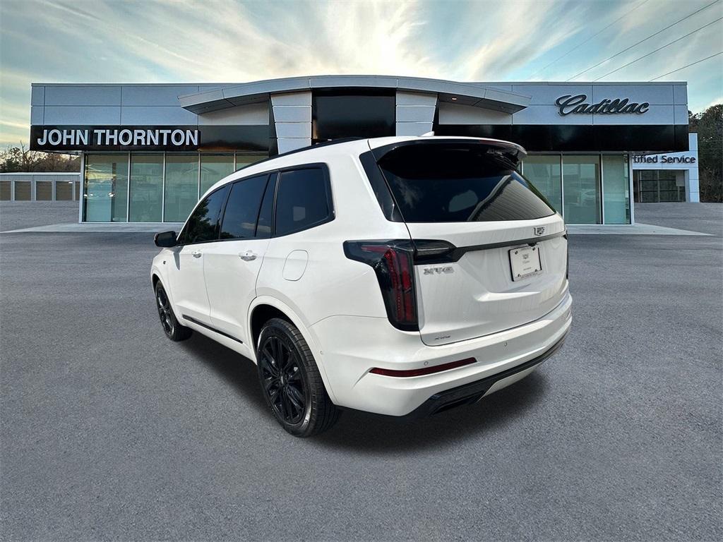 used 2022 Cadillac XT6 car, priced at $32,468