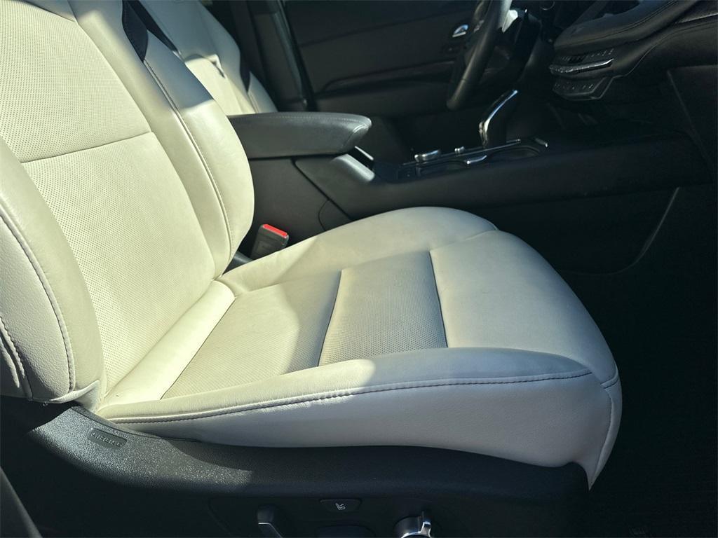 used 2020 Cadillac XT4 car, priced at $24,165