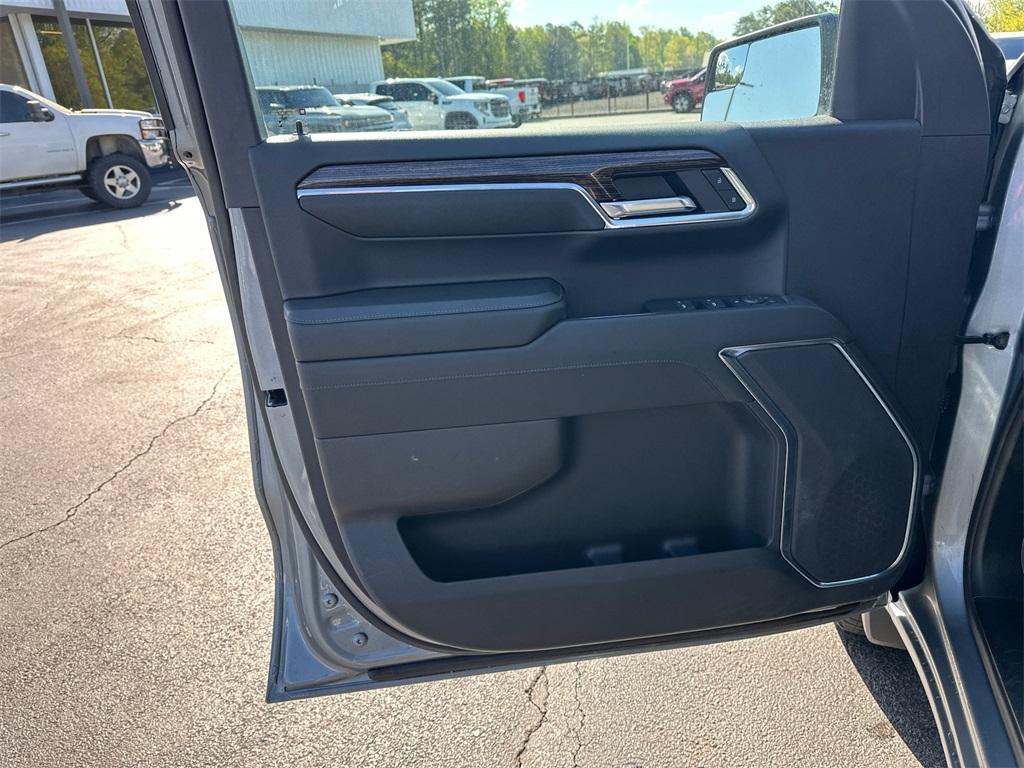 used 2024 GMC Sierra 1500 car, priced at $49,653