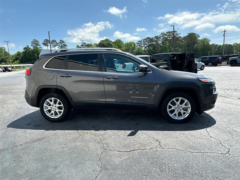 used 2018 Jeep Cherokee car, priced at $13,828