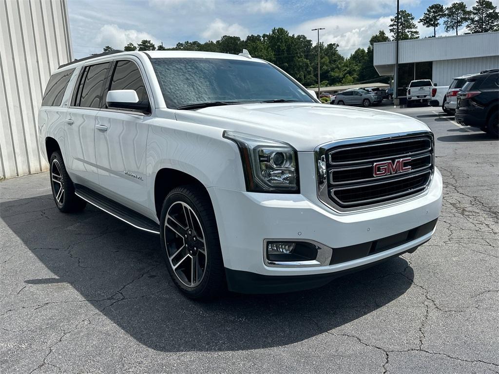used 2019 GMC Yukon XL car, priced at $23,239