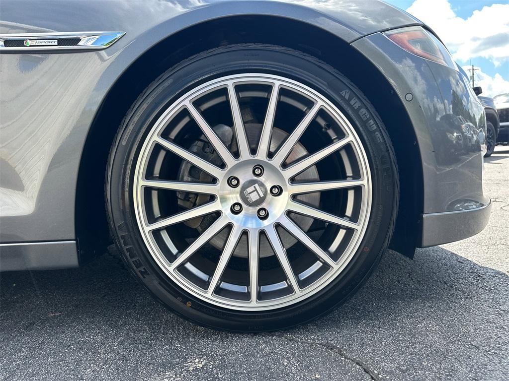 used 2018 Jaguar XJ car, priced at $15,336