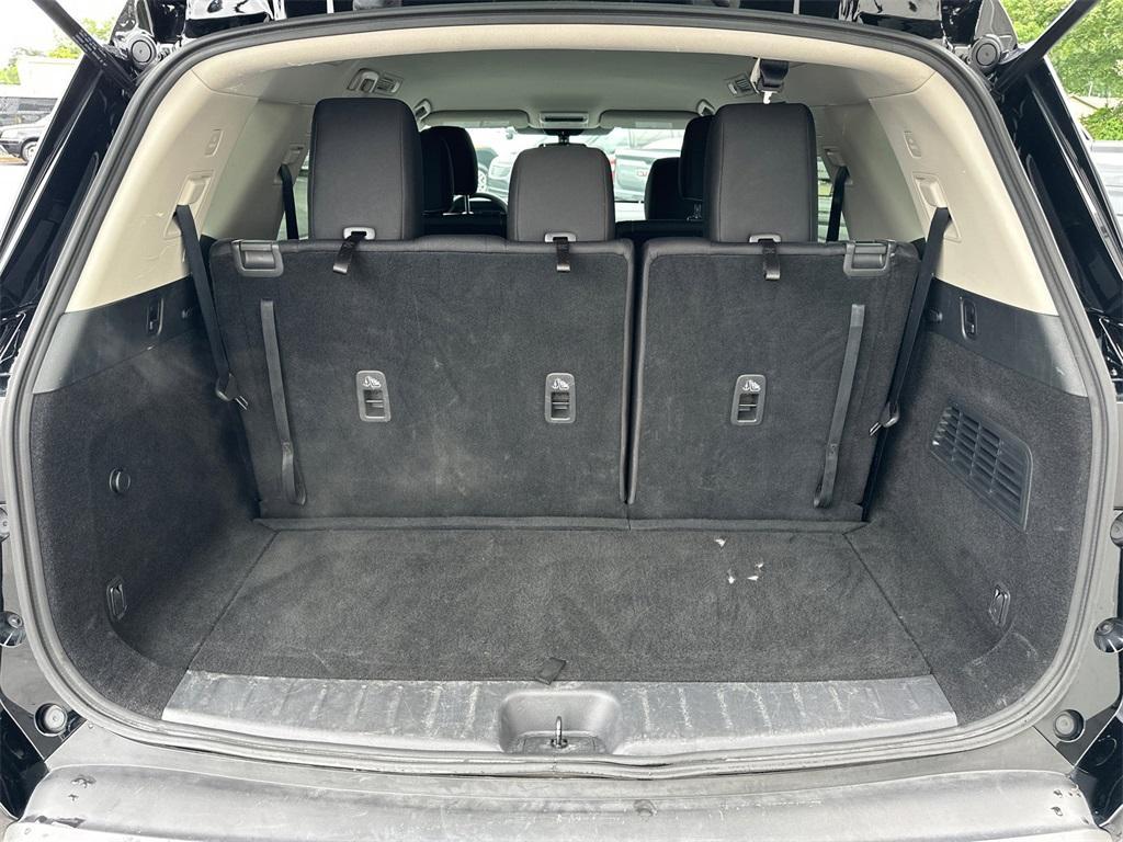 used 2022 Nissan Pathfinder car, priced at $24,323