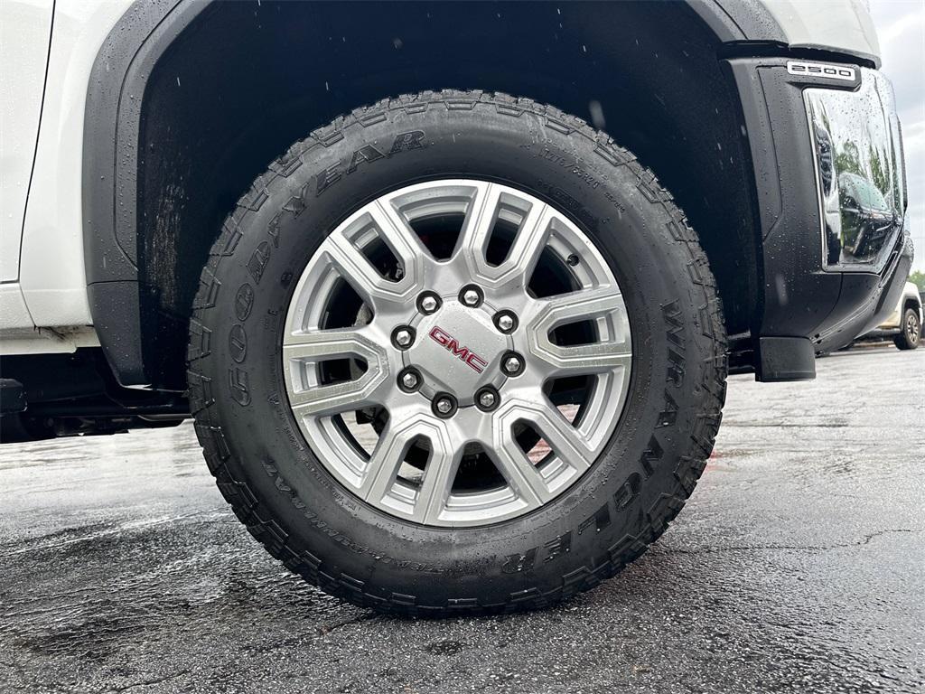 used 2024 GMC Sierra 2500 car, priced at $68,424