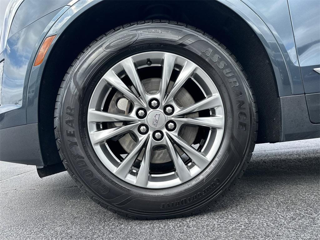 used 2020 Cadillac XT5 car, priced at $25,508