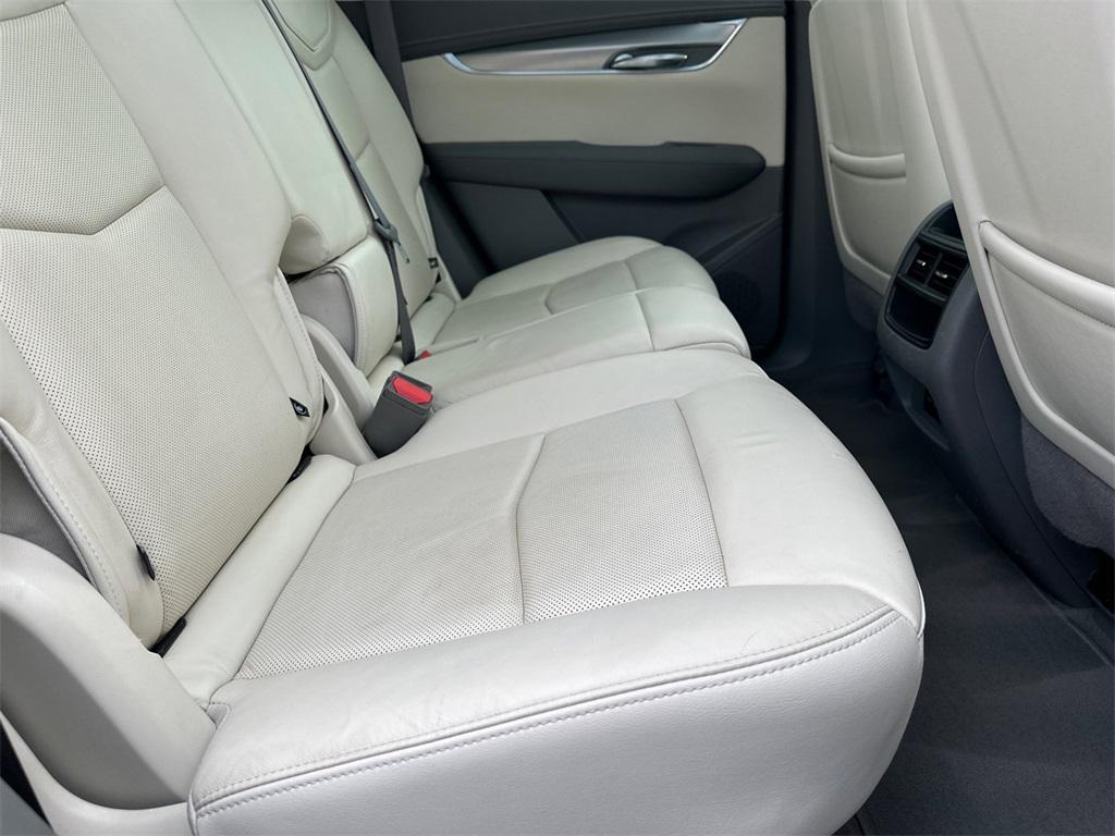 used 2020 Cadillac XT5 car, priced at $25,508