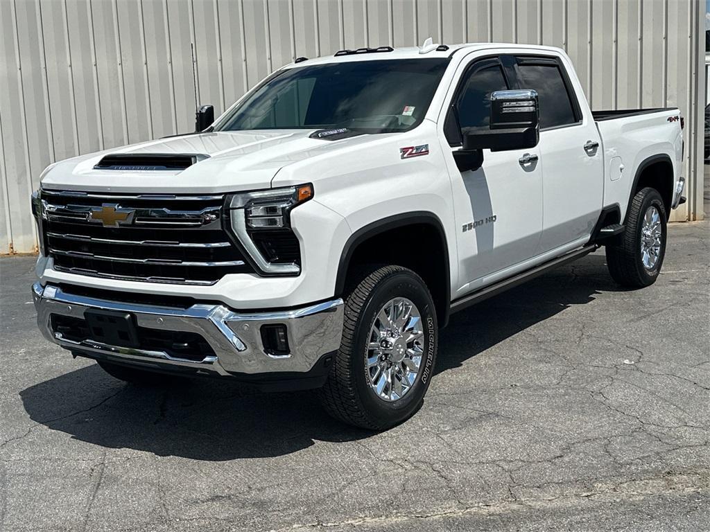 used 2024 Chevrolet Silverado 2500 car, priced at $58,373