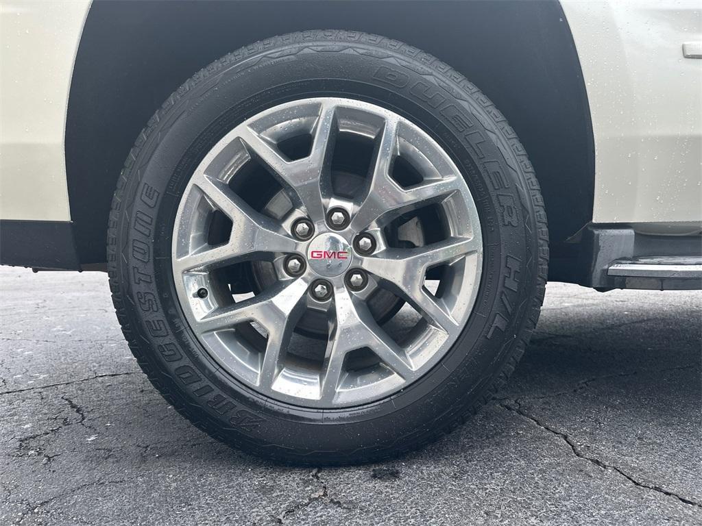 used 2015 GMC Yukon car, priced at $13,824