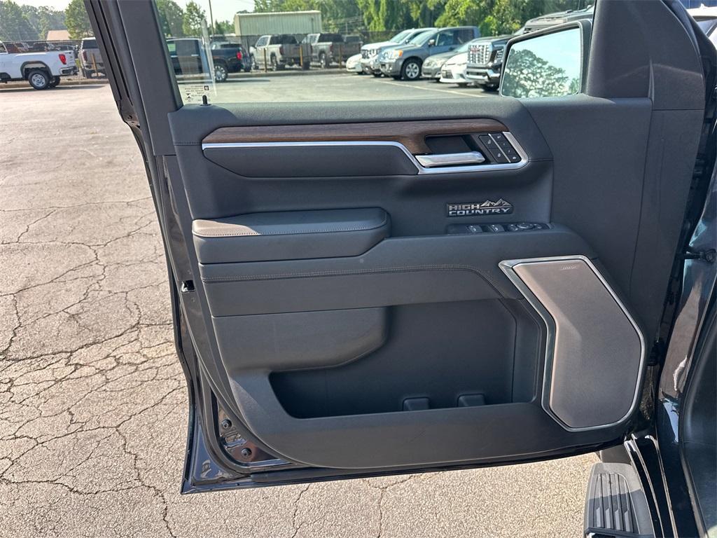 used 2022 Chevrolet Silverado 1500 car, priced at $49,362