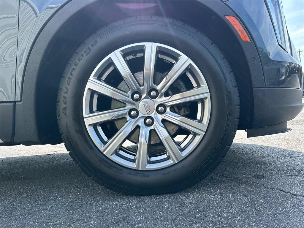 used 2019 Cadillac XT4 car, priced at $16,742