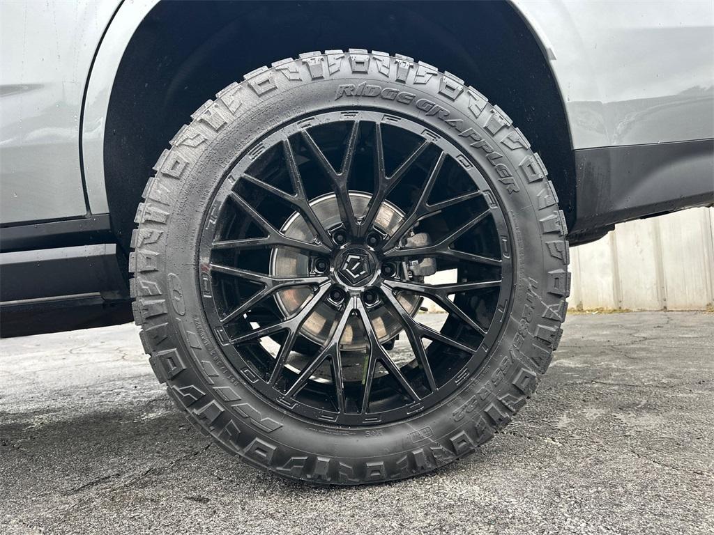 used 2024 GMC Yukon car, priced at $74,757