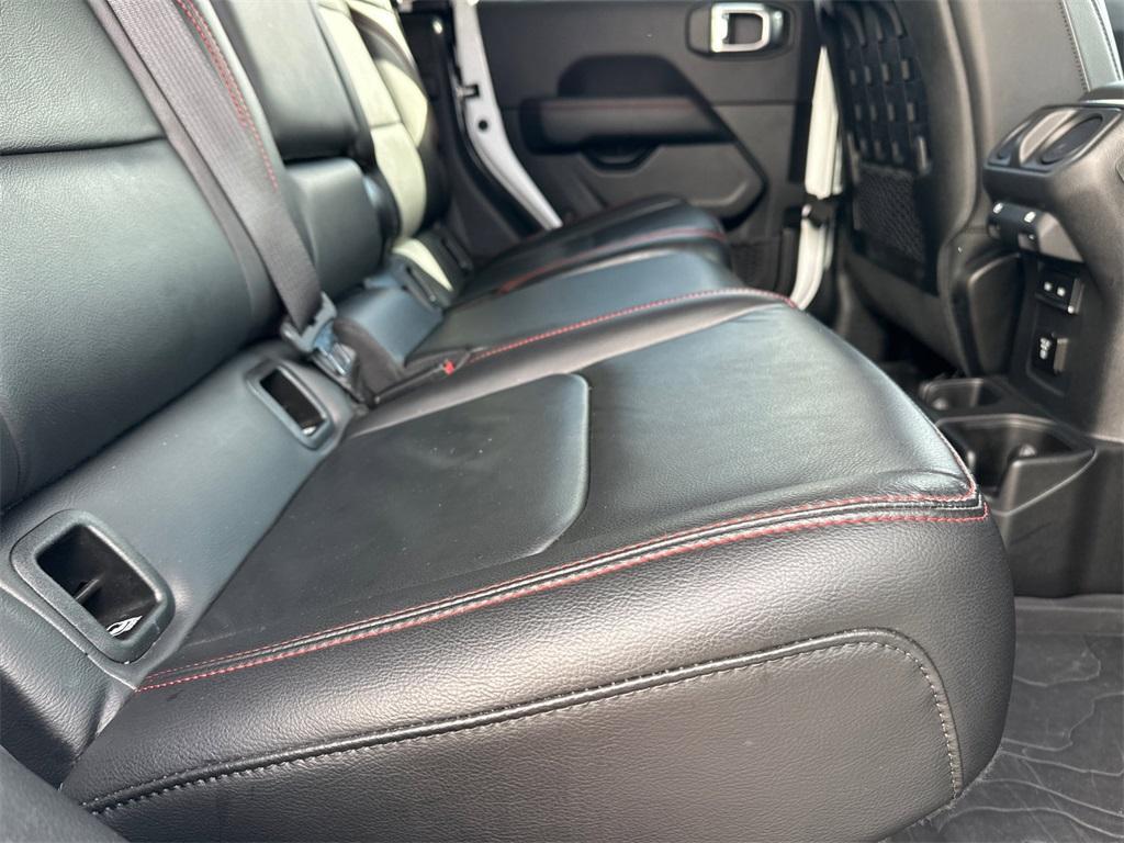 used 2023 Jeep Gladiator car, priced at $38,429