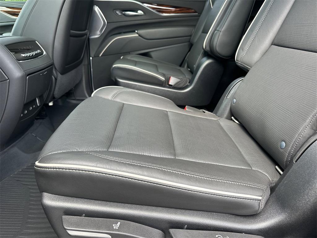 used 2021 Cadillac Escalade car, priced at $61,734