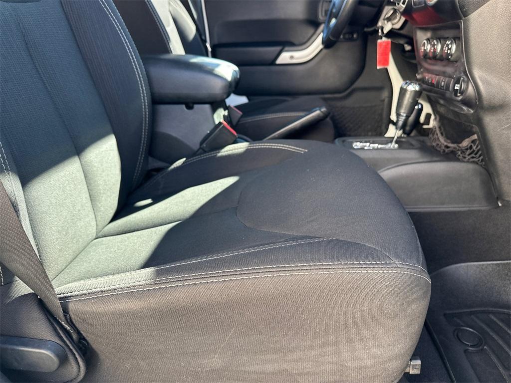 used 2016 Jeep Wrangler Unlimited car, priced at $19,842