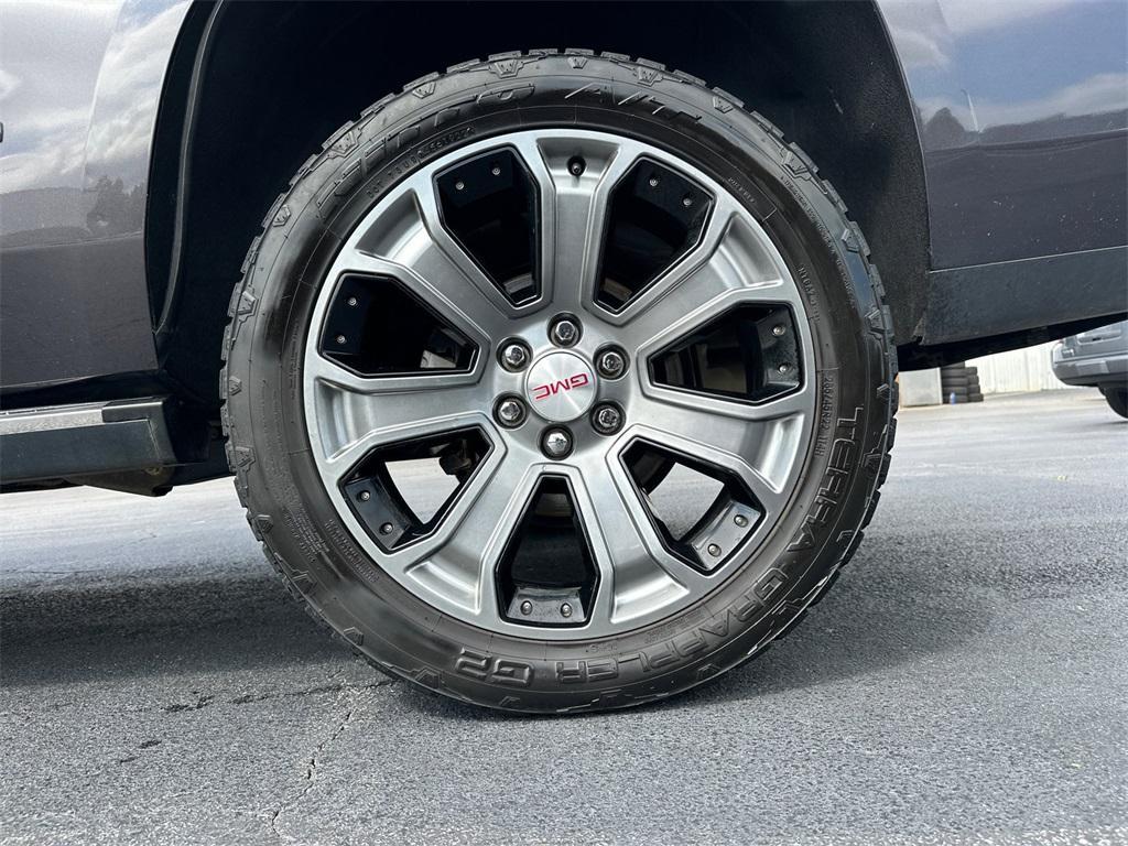used 2015 GMC Yukon car, priced at $19,934