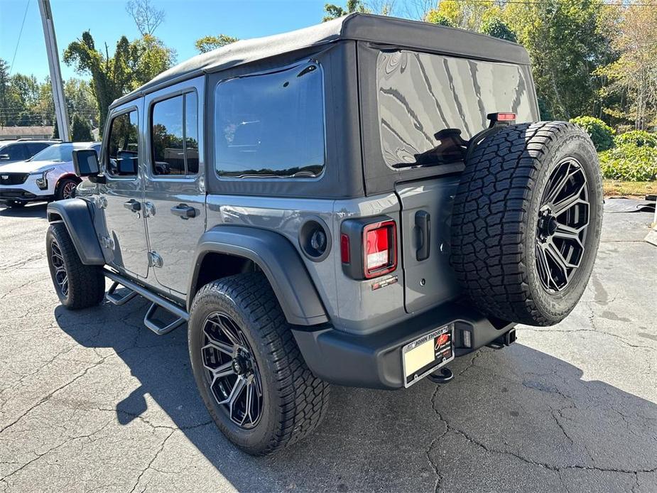 used 2022 Jeep Wrangler Unlimited car, priced at $32,251