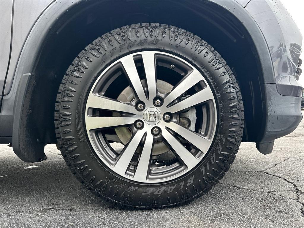 used 2017 Honda Pilot car, priced at $10,842