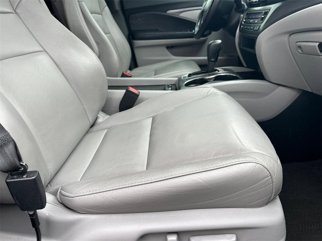 used 2017 Honda Pilot car, priced at $10,842
