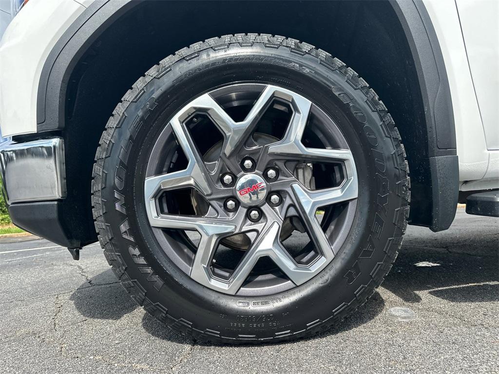 used 2022 GMC Sierra 1500 car, priced at $42,976