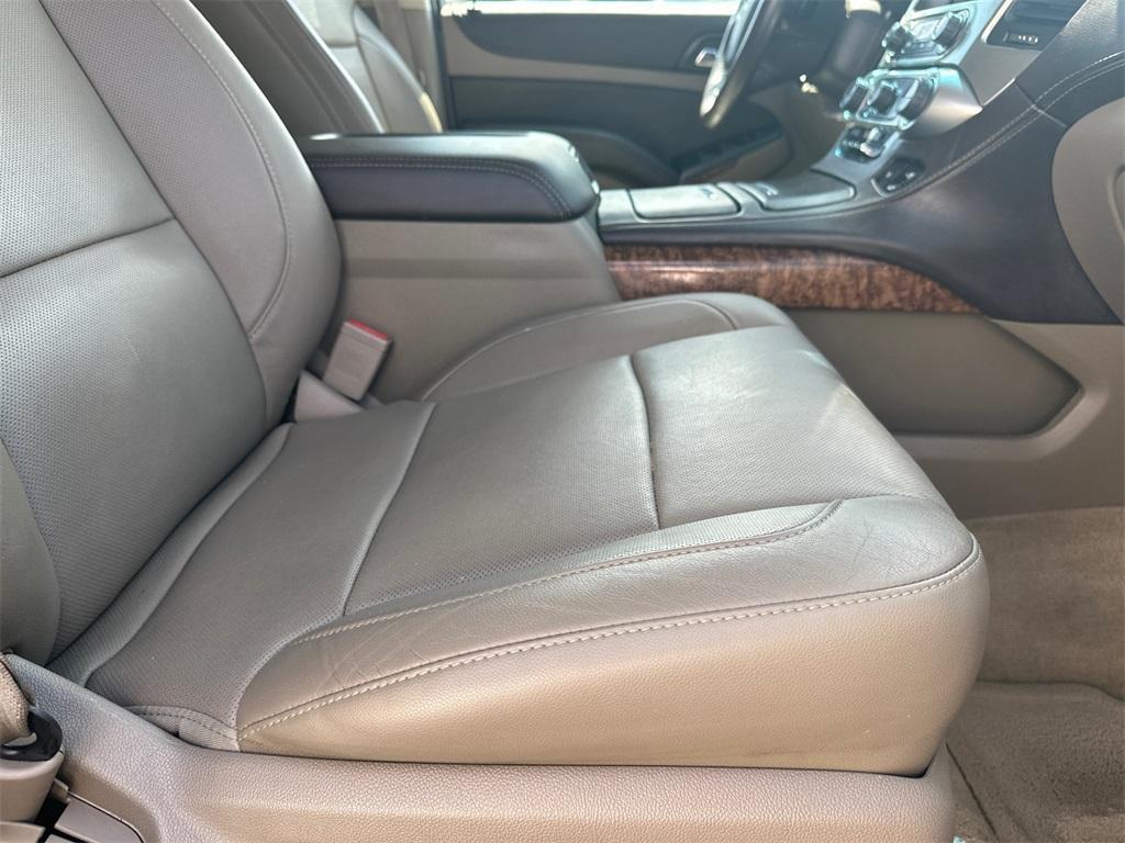 used 2015 Chevrolet Suburban car, priced at $16,254